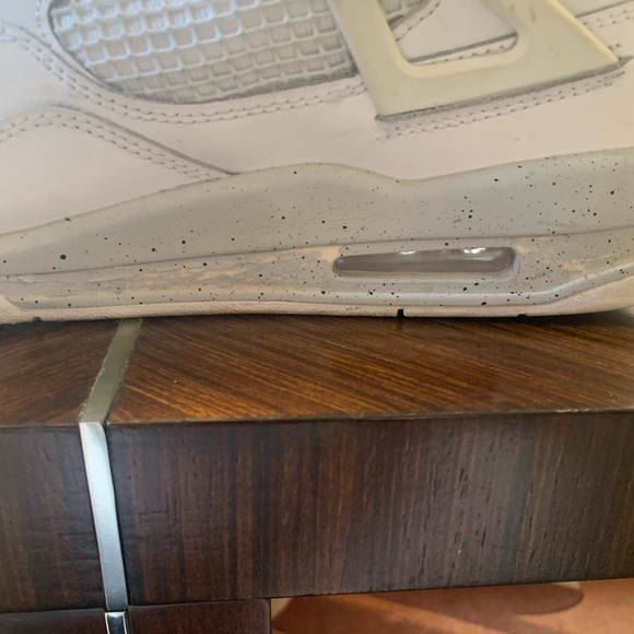 Jordan 4 Oreo - Picture 7 of 9